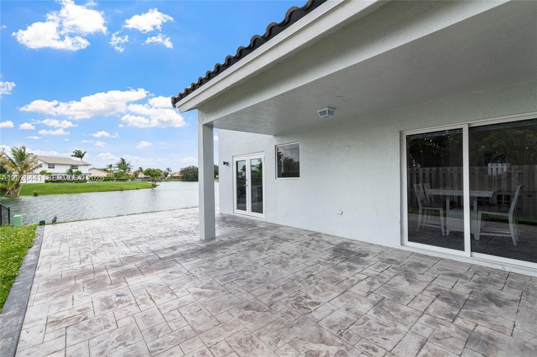For Sale: $620,000 (3 beds, 2 baths, 1546 Square Feet)