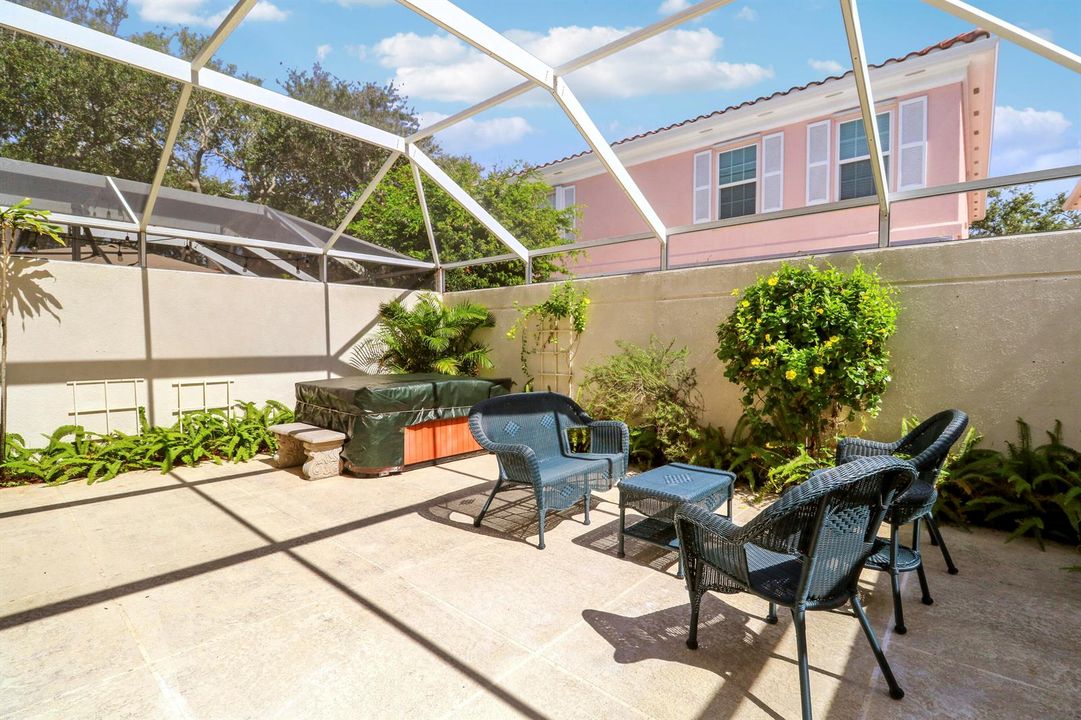 Screened-In Porch