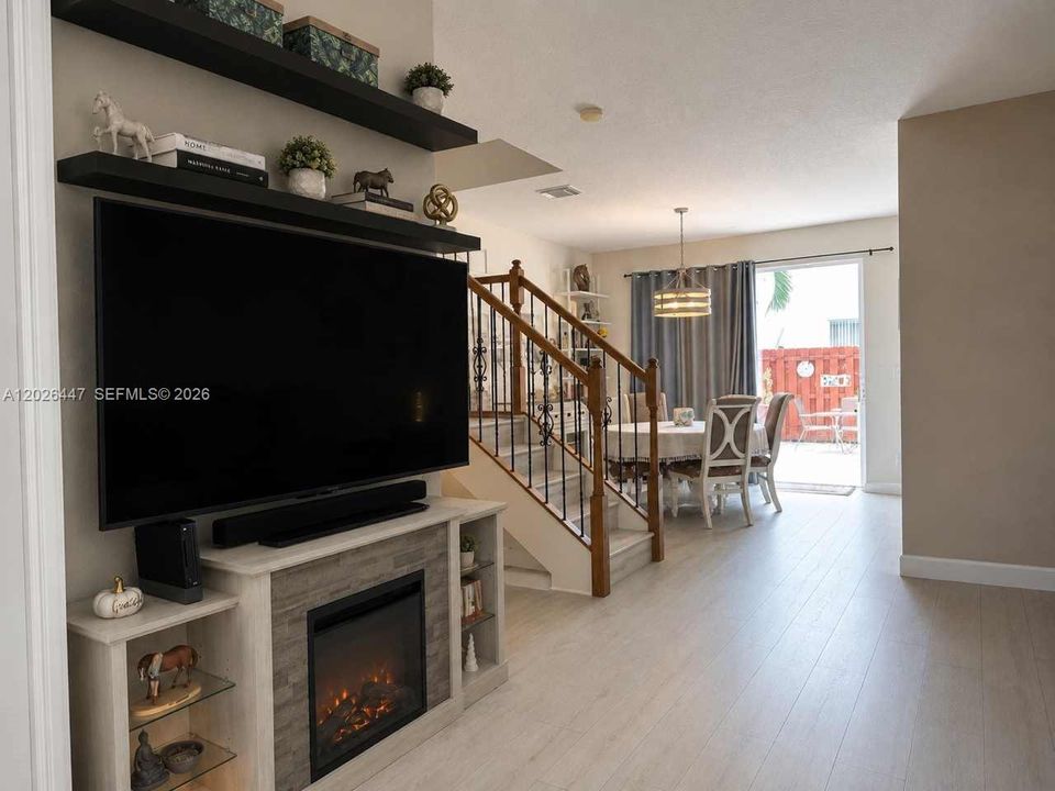For Sale: $524,750 (3 beds, 2 baths, 1452 Square Feet)