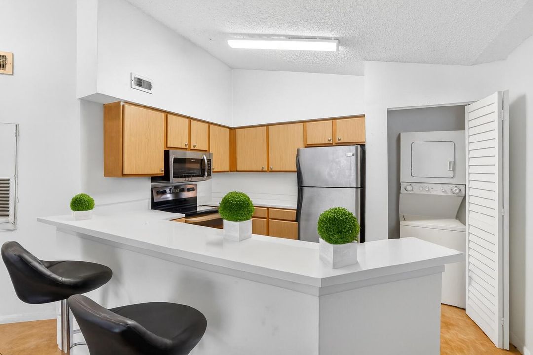 12-web-or-mls-699A2982 - Virtual Cleanin
