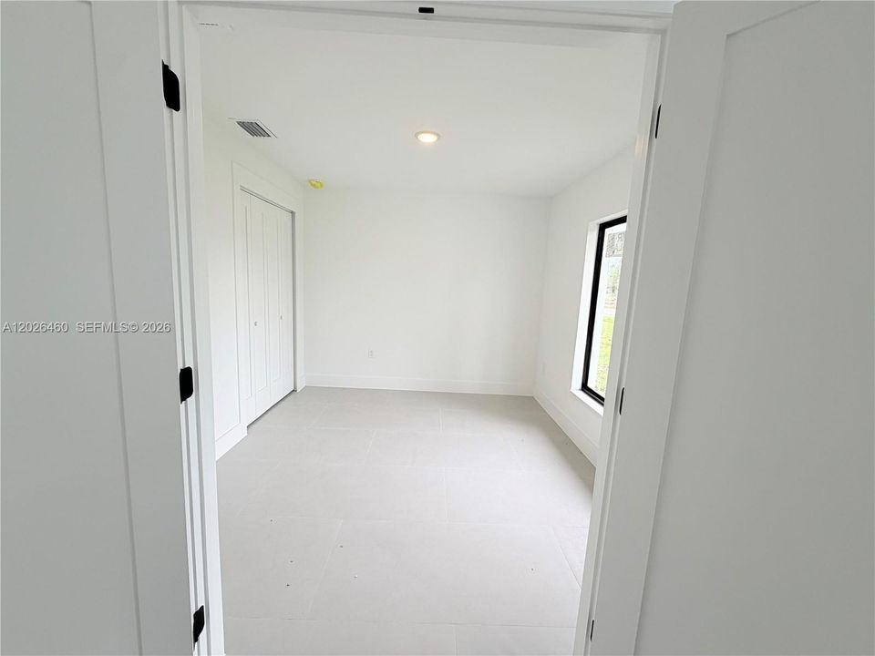 For Sale: $349,990 (4 beds, 2 baths, 1650 Square Feet)