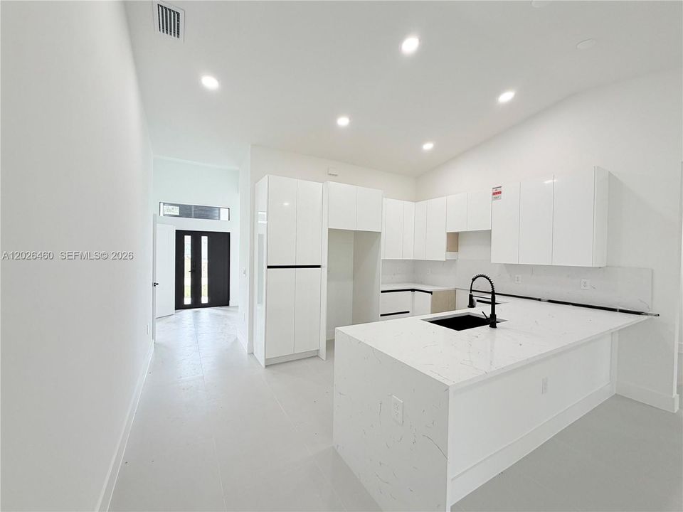 For Sale: $349,990 (4 beds, 2 baths, 1650 Square Feet)