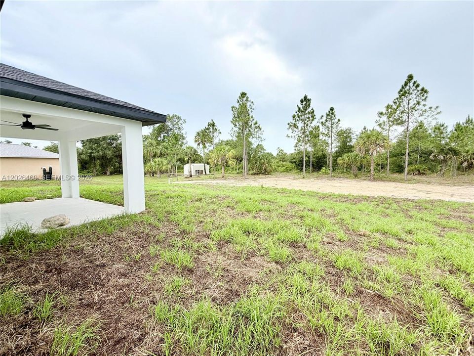 For Sale: $349,990 (4 beds, 2 baths, 1650 Square Feet)
