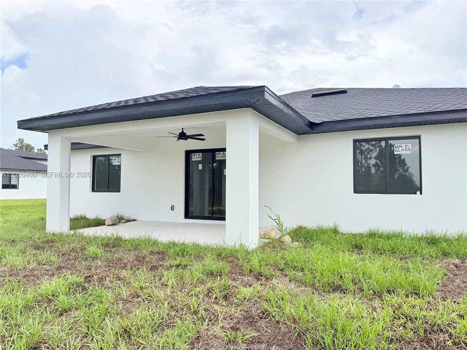 For Sale: $349,990 (4 beds, 2 baths, 1650 Square Feet)