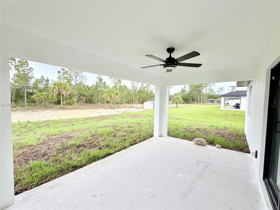 For Sale: $349,990 (4 beds, 2 baths, 1650 Square Feet)