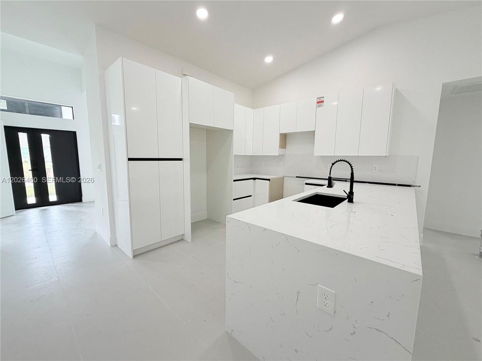 For Sale: $349,990 (4 beds, 2 baths, 1650 Square Feet)
