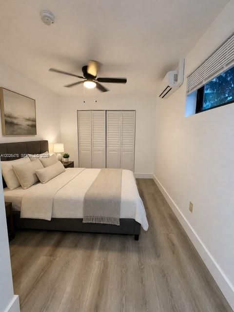For Sale: $599,000 (4 beds, 2 baths, 1400 Square Feet)