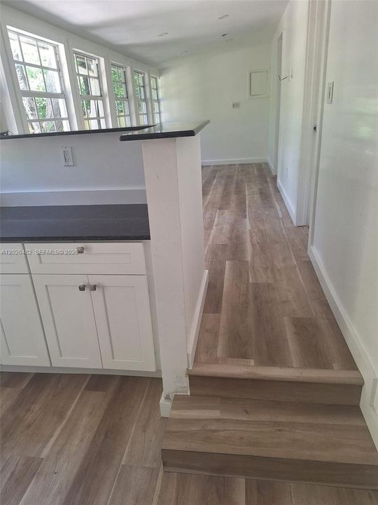 For Rent: $1,800 (0 beds, 1 baths, 400 Square Feet)