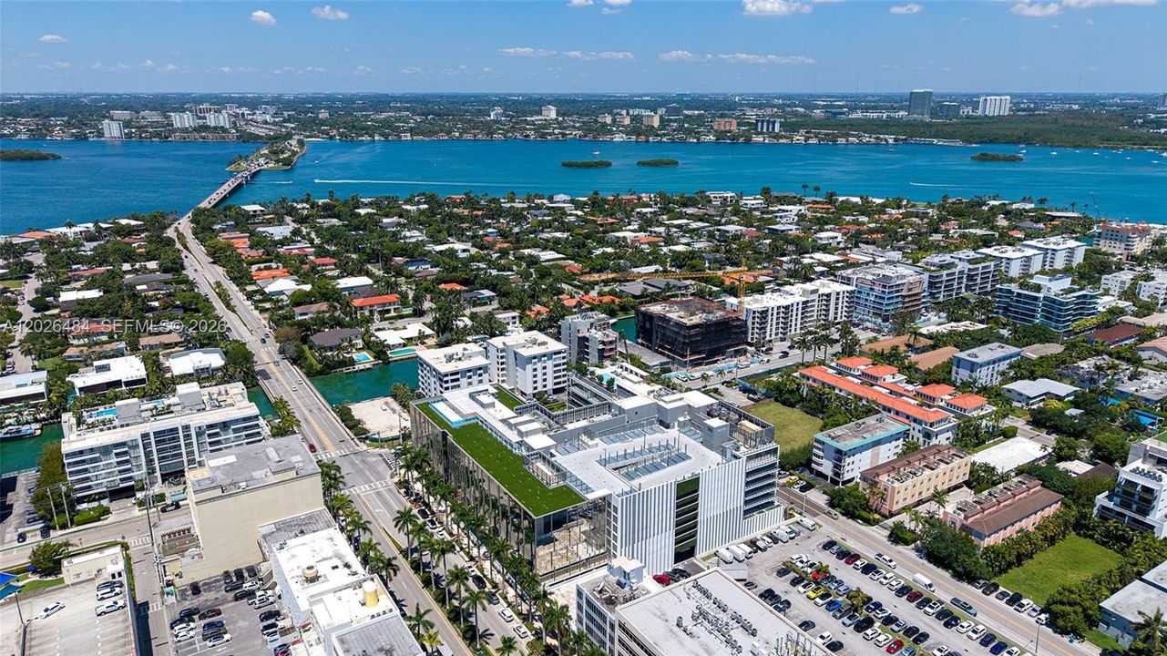 For Sale: $1,650,000 (1 beds, 1 baths, 1150 Square Feet)