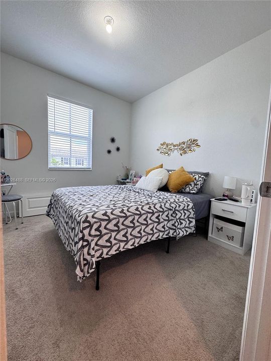 For Rent: $3,600 (3 beds, 2 baths, 1602 Square Feet)