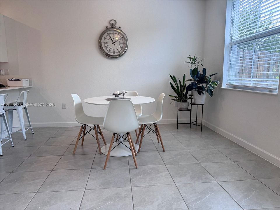 For Rent: $3,600 (3 beds, 2 baths, 1602 Square Feet)