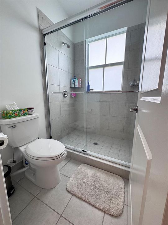 For Rent: $3,600 (3 beds, 2 baths, 1602 Square Feet)
