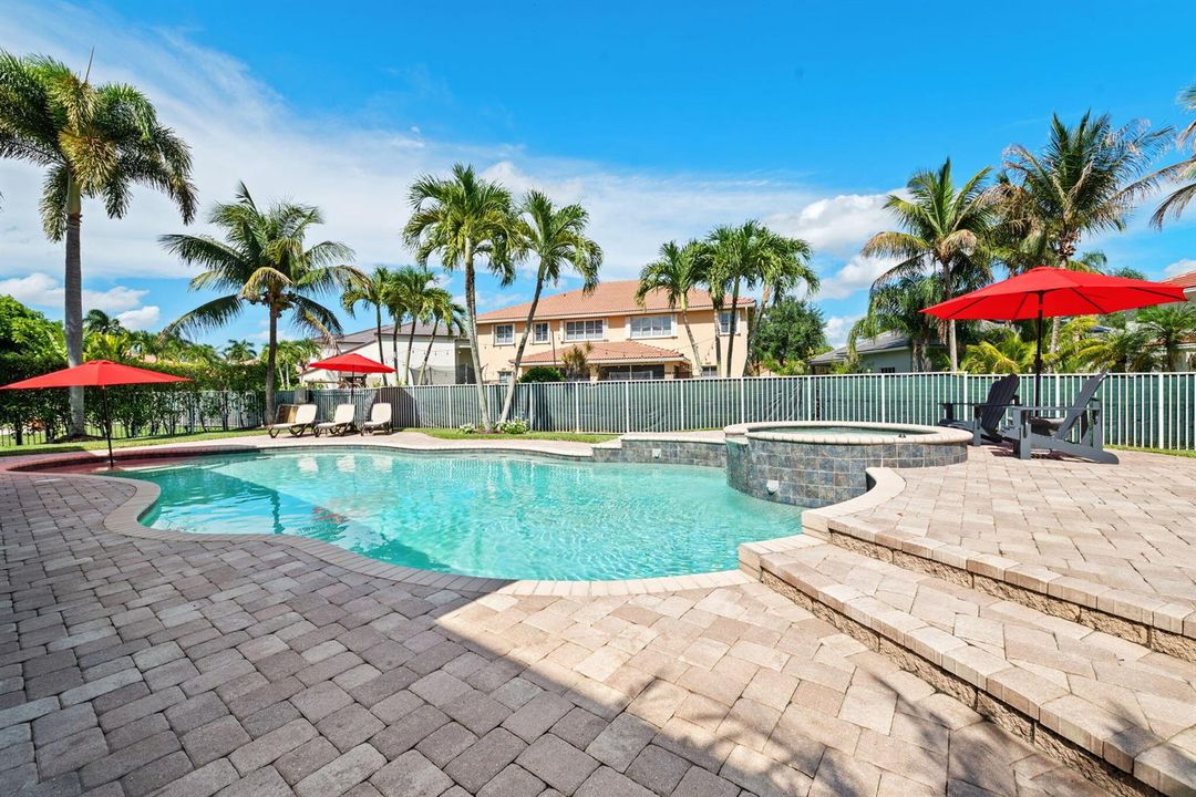 50-web-or-mls-978-greenwood-rd