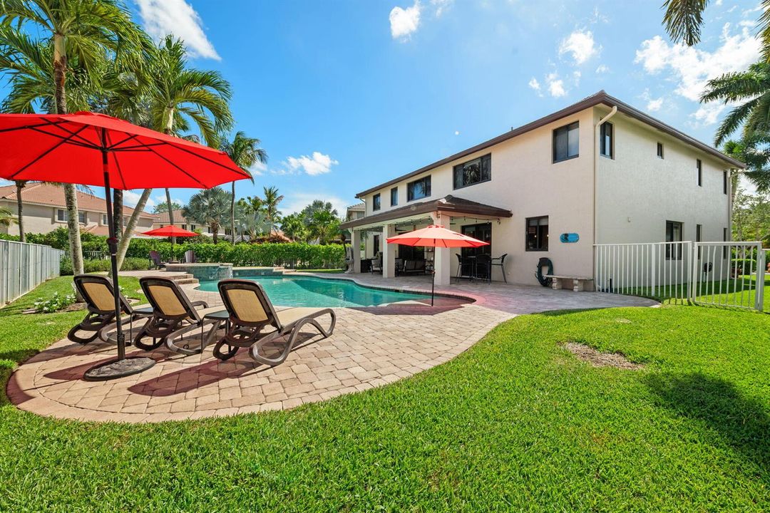 51-web-or-mls-978-greenwood-rd