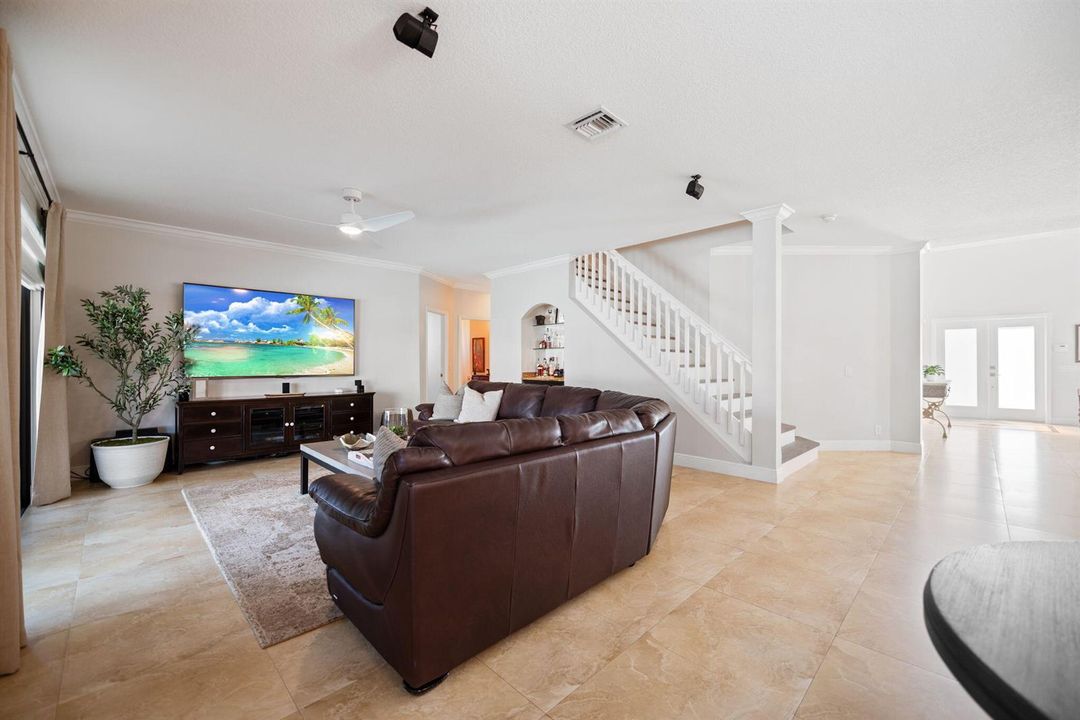 21-web-or-mls-978-greenwood-rd