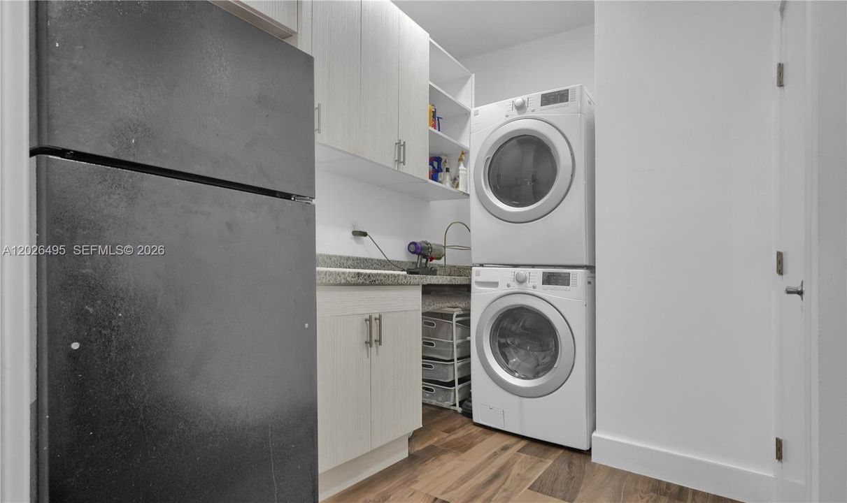 В аренду: $16,000 (4 спален, 4 ванн, 2119 Квадратных фут)