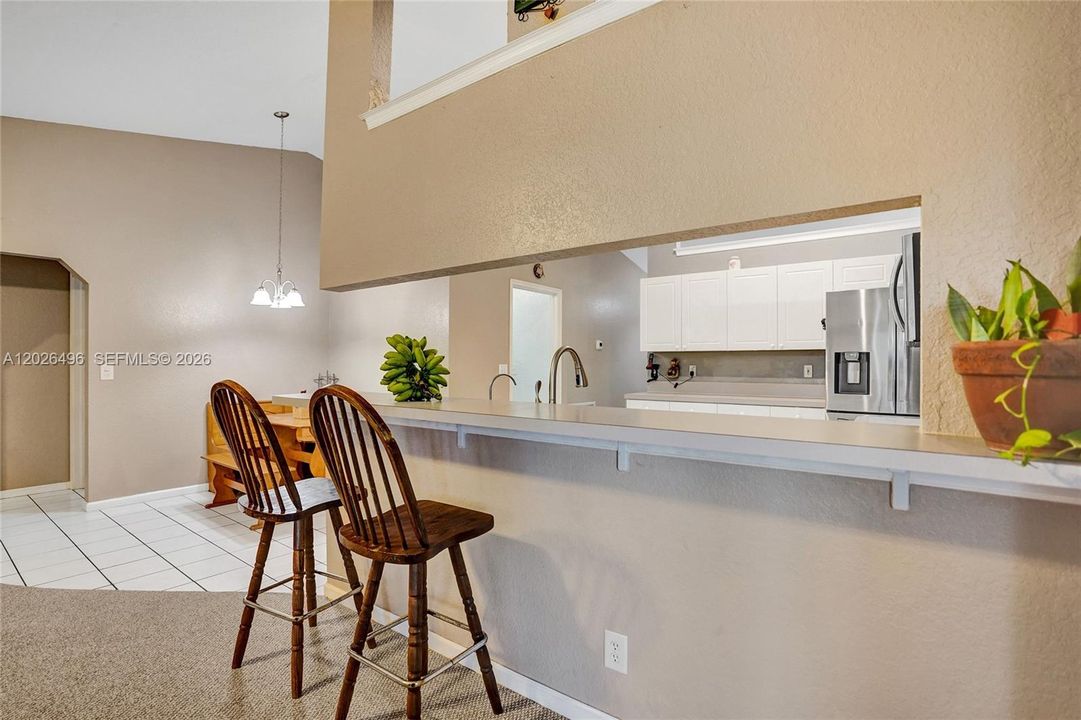 En Venta: $759,900 (4 camas, 2 baños, 2145 Pies cuadrados)