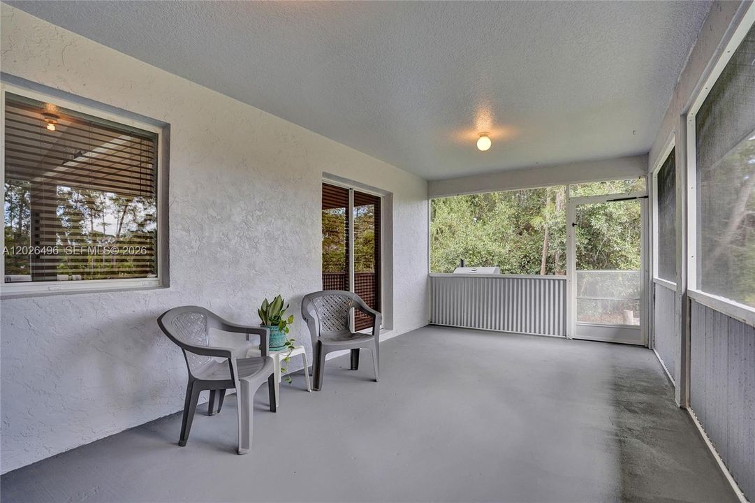 En Venta: $759,900 (4 camas, 2 baños, 2145 Pies cuadrados)