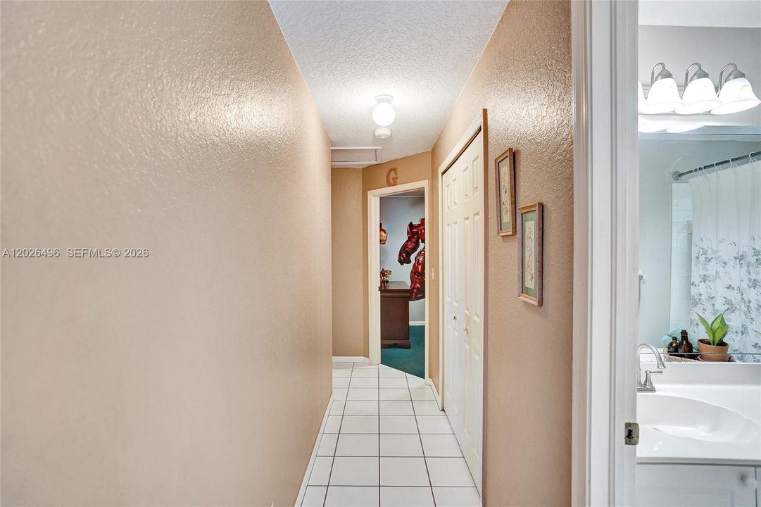 En Venta: $759,900 (4 camas, 2 baños, 2145 Pies cuadrados)