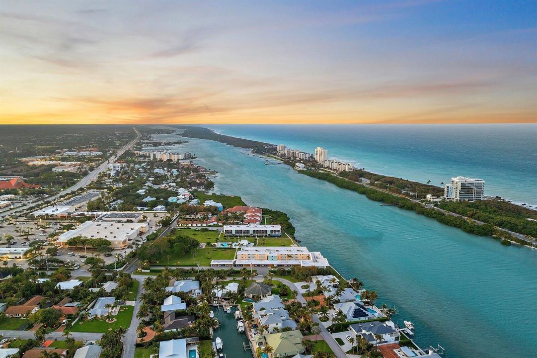 010-100WaterwayRd-E305-Tequesta-SMALL