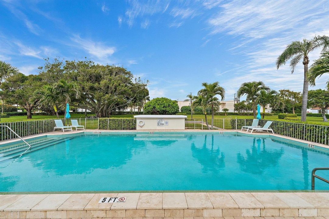 044-100WaterwayRd-E305-Tequesta-SMALL