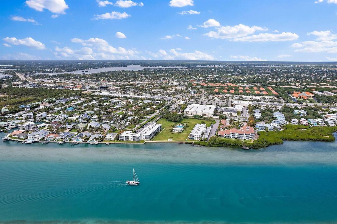 070-100WaterwayRd-E305-Tequesta-SMALL