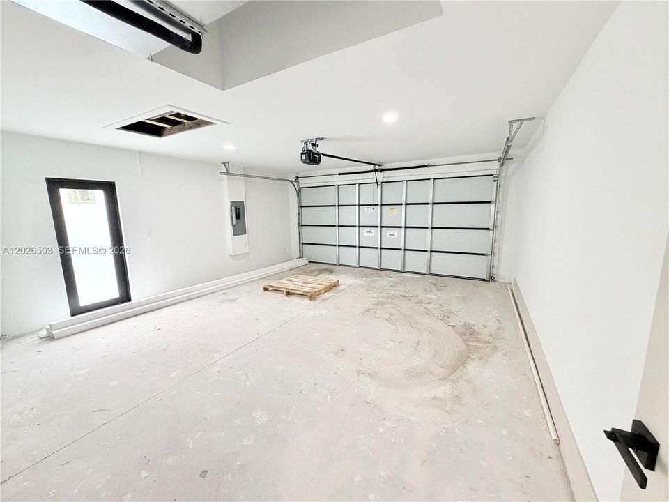 En Venta: $338,990 (4 camas, 2 baños, 1650 Pies cuadrados)