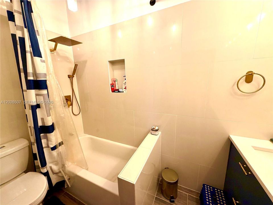 For Sale: $480,000 (3 beds, 2 baths, 1688 Square Feet)