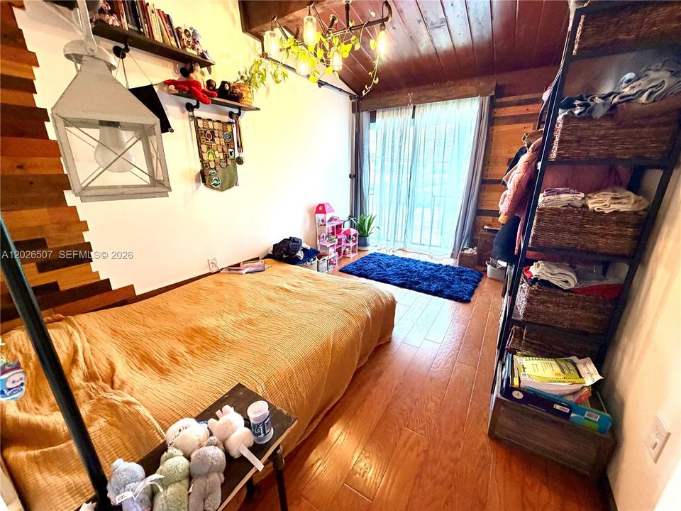 For Sale: $480,000 (3 beds, 2 baths, 1688 Square Feet)