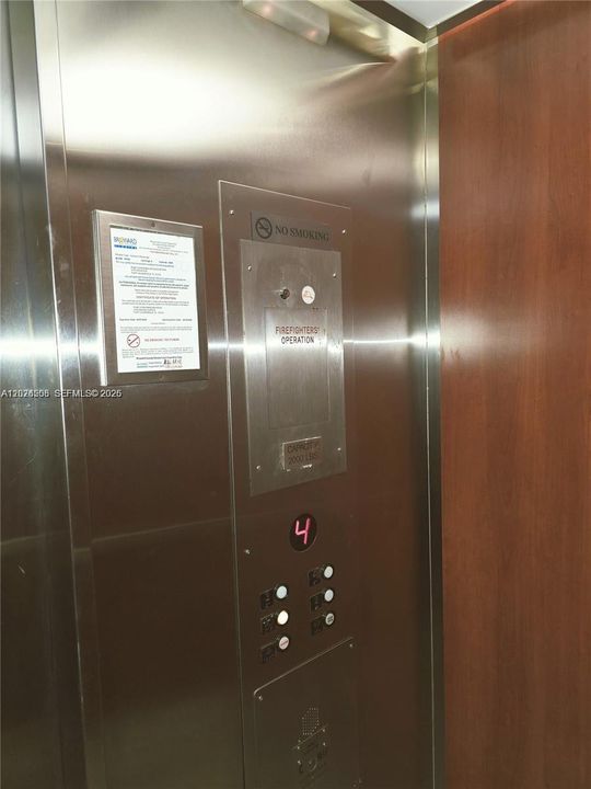 En Venta: $128,000 (2 camas, 2 baños, 1044 Pies cuadrados)