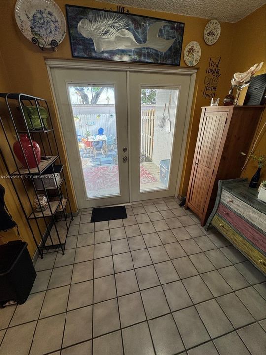 For Sale: $404,900 (2 beds, 2 baths, 1260 Square Feet)