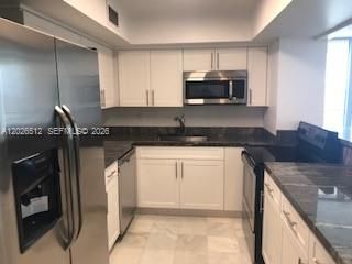 For Rent: $3,500 (1 beds, 1 baths, 1122 Square Feet)