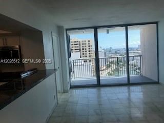 For Rent: $3,500 (1 beds, 1 baths, 1122 Square Feet)