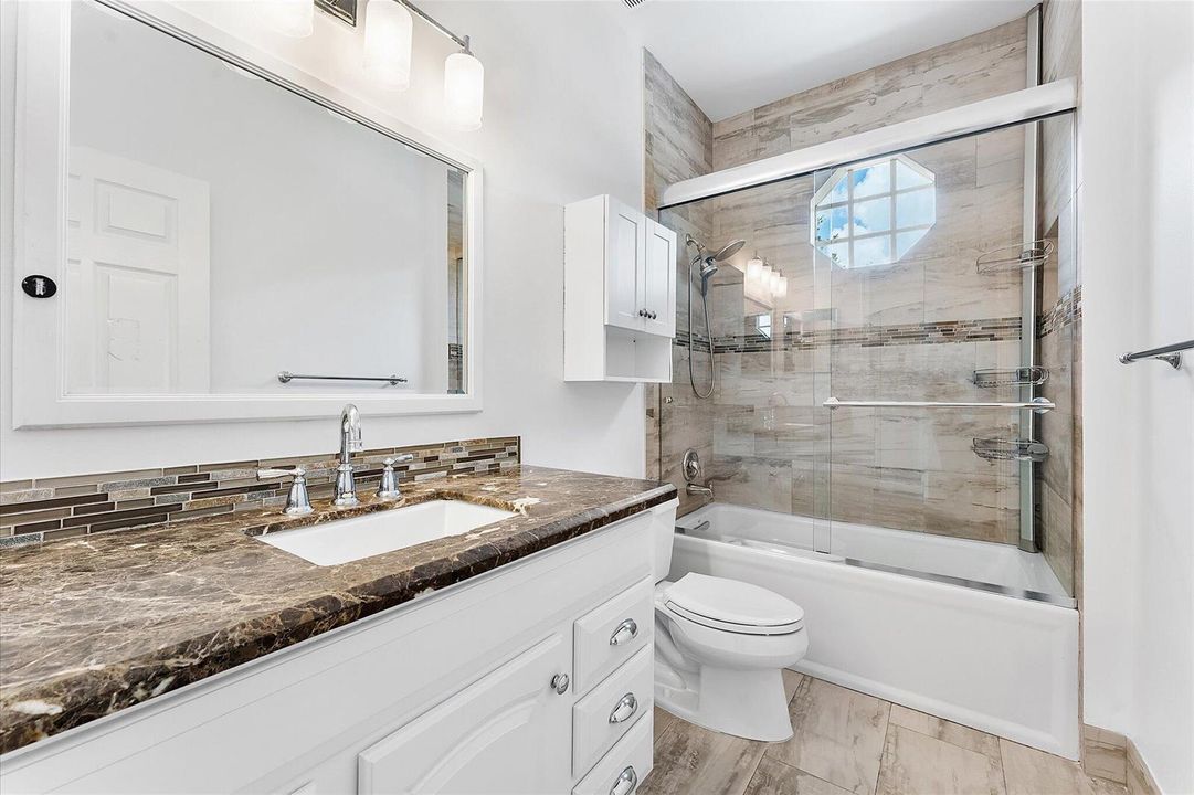 35-11525 NW 49th Court_035