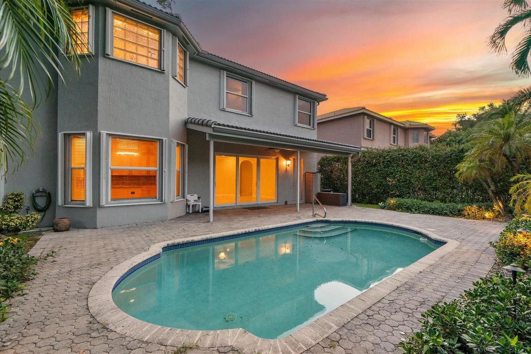 83-11525 Nw 49th Ct twilight_083