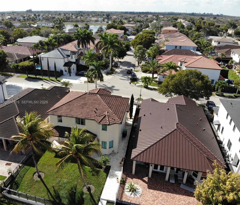 For Sale: $985,000 (4 beds, 3 baths, 2426 Square Feet)