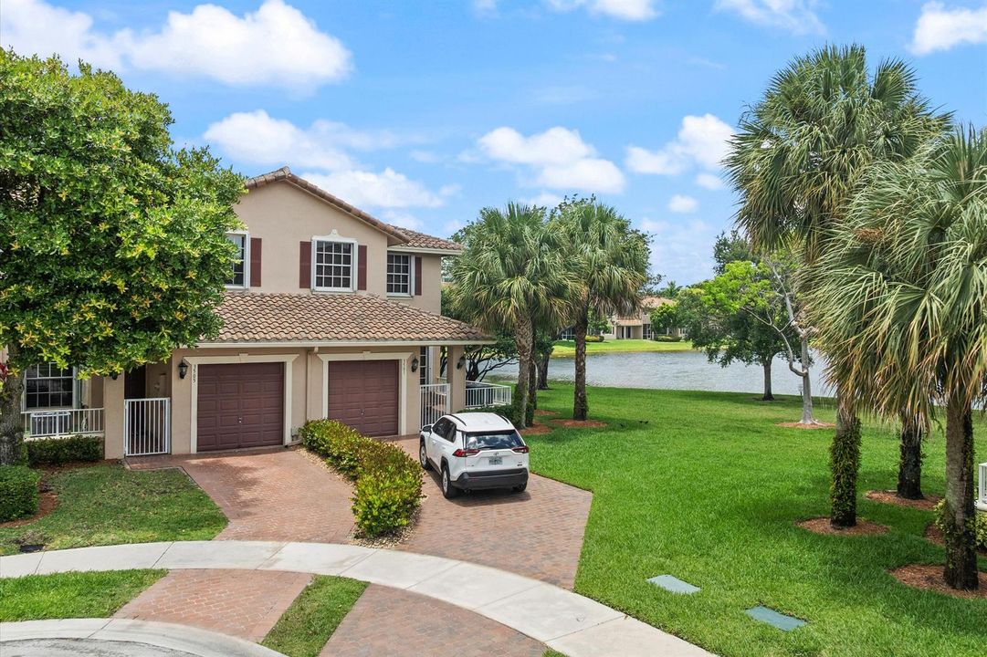 01-3505 Lakeside Drive Davie, FL-900
