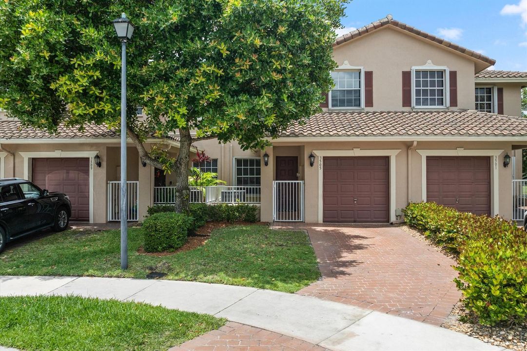 02-3505 Lakeside Drive Davie, FL-907