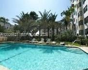 For Rent: $2,425 (0 beds, 1 baths, 502 Square Feet)