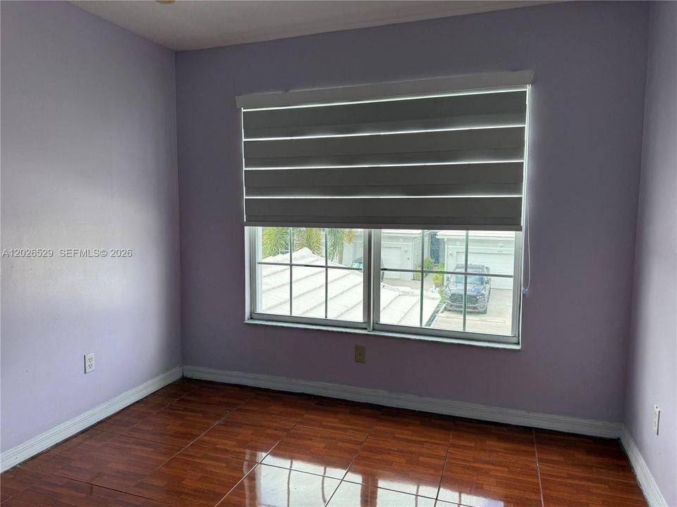 En Renta: $2,700 (3 camas, 2 baños, 1309 Pies cuadrados)