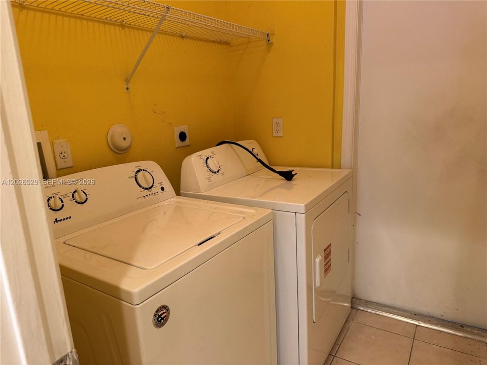 En Renta: $2,700 (3 camas, 2 baños, 1309 Pies cuadrados)