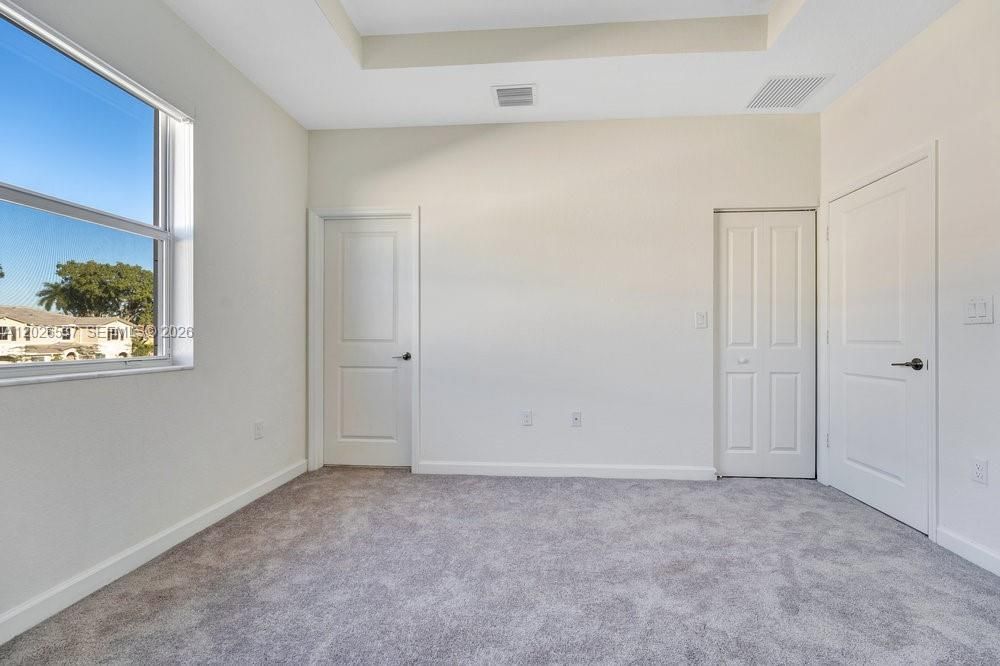 For Sale: $370,000 (3 beds, 2 baths, 1328 Square Feet)