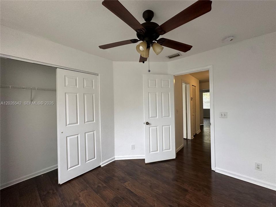 For Rent: $2,600 (3 beds, 2 baths, 1384 Square Feet)