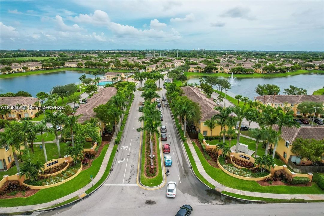 For Rent: $1,950 (3 beds, 2 baths, 1302 Square Feet)