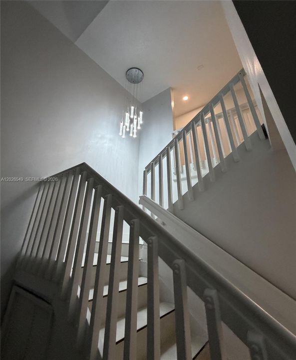 For Rent: $5,875 (5 beds, 5 baths, 3242 Square Feet)