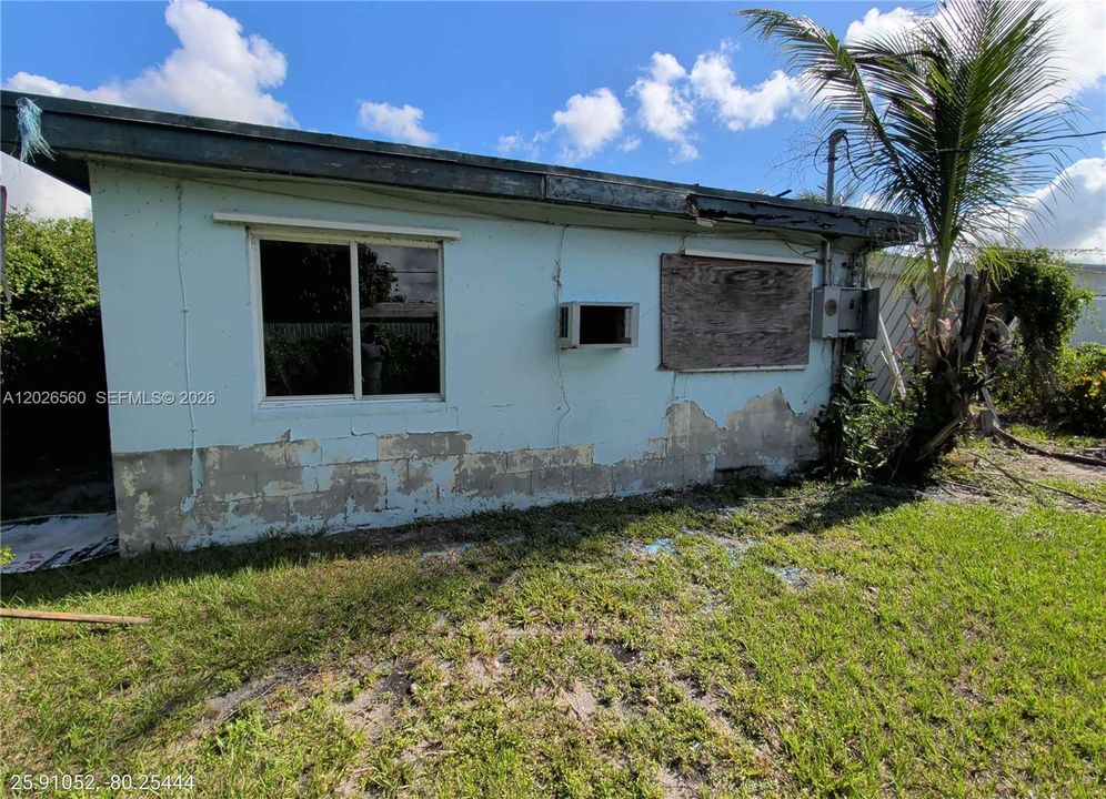For Sale: $224,900 (3 beds, 2 baths, 1008 Square Feet)