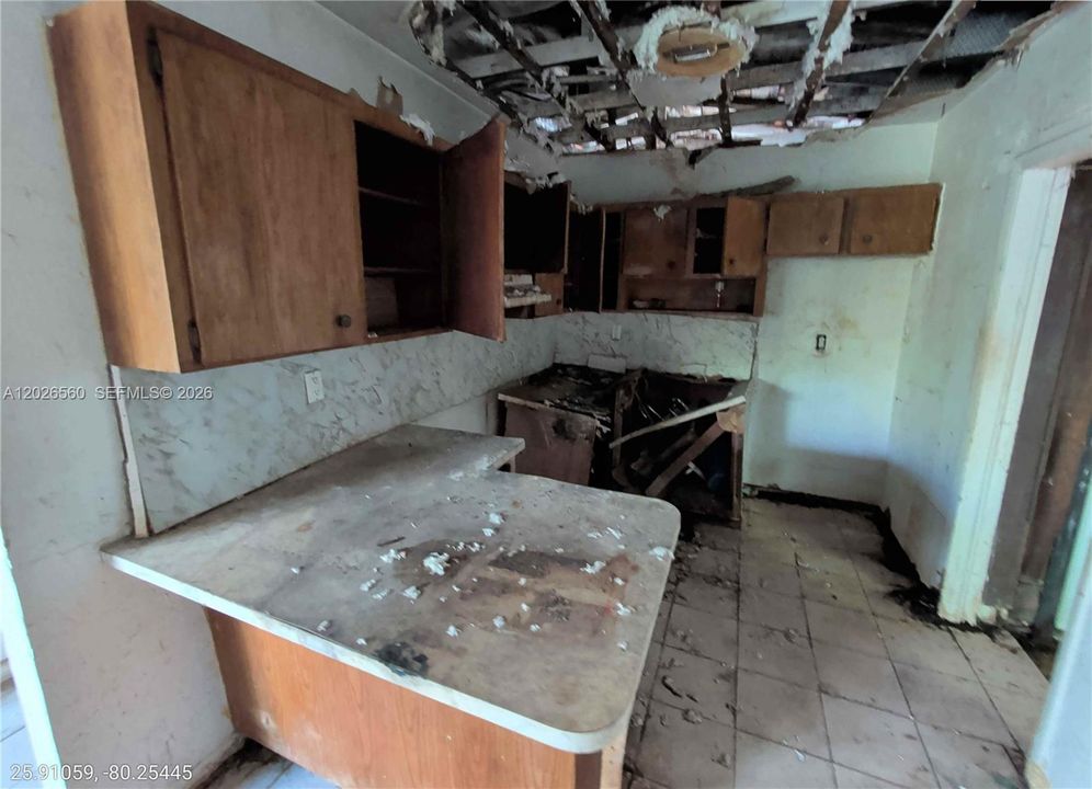 For Sale: $224,900 (3 beds, 2 baths, 1008 Square Feet)