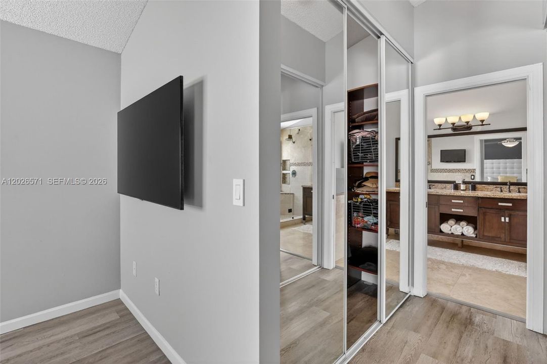 Active With Contract: $790,000 (4 beds, 2 baths, 2254 Square Feet)