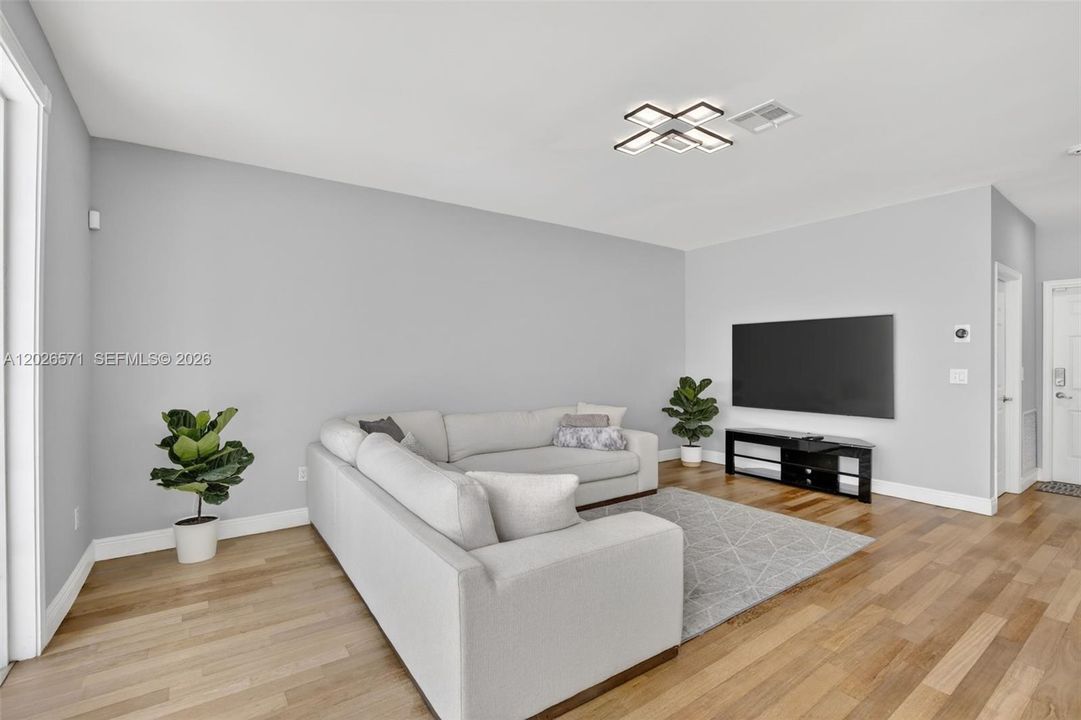 Active With Contract: $790,000 (4 beds, 2 baths, 2254 Square Feet)
