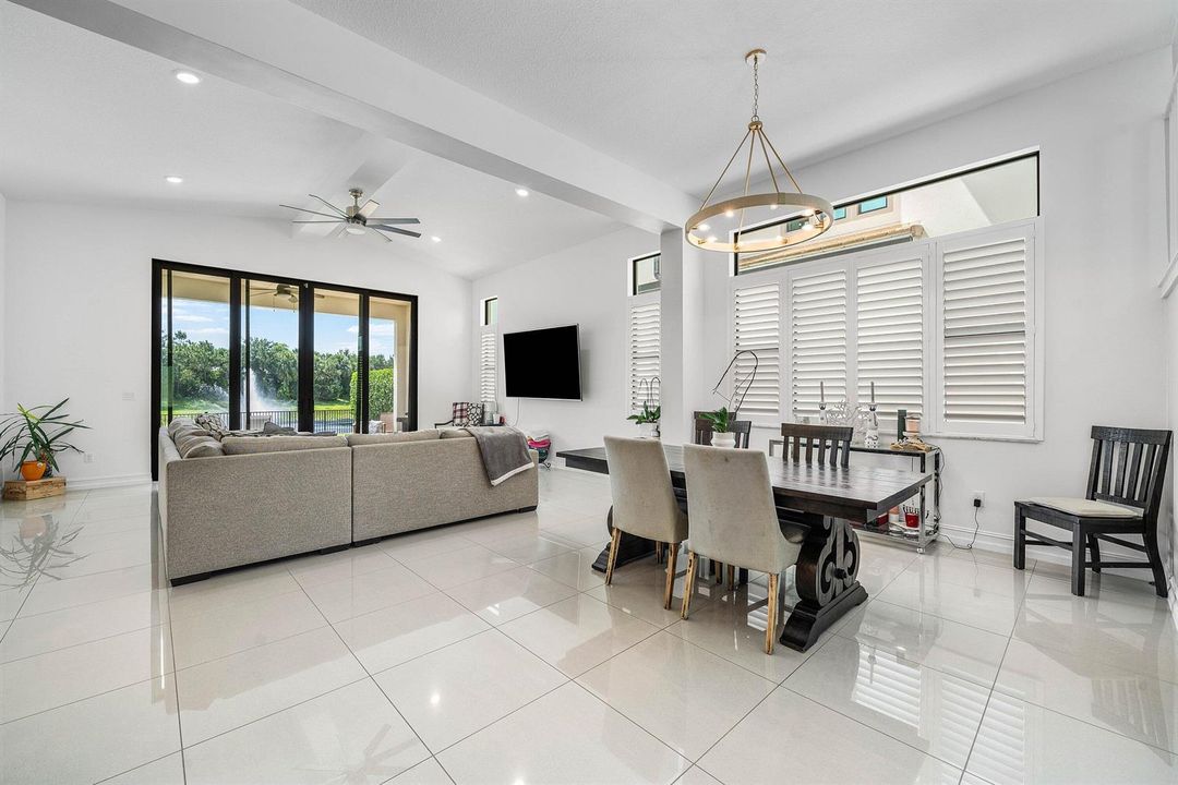 016-9027GrandPrixLane-BoyntonBeach-FL-33